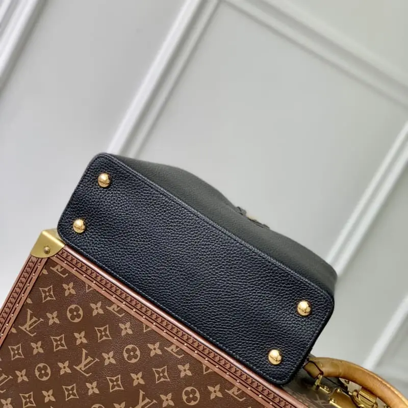 M24727 BlackMedium 315x20x11cm High Quality Bags - Image 4