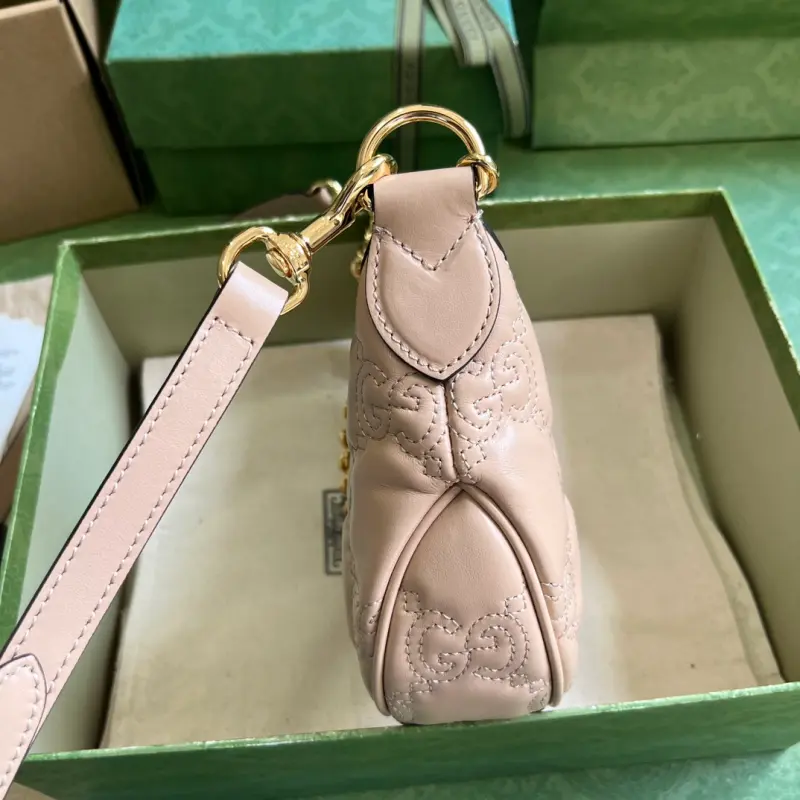 739736 High-Quality Bags - Image 4