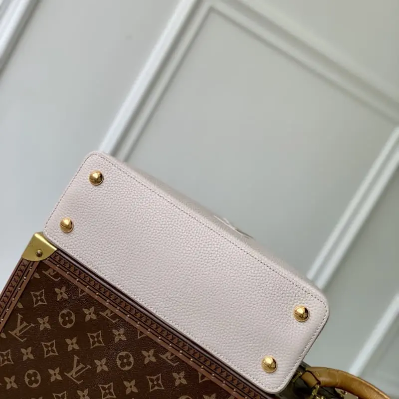 M24727 Light BrownMedium 315x20x11cm High Quality Bags - Image 4