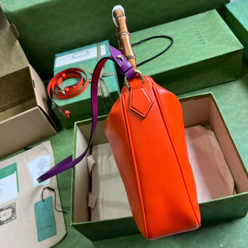 746245 CM 3 High-Quality Bags - Image 4