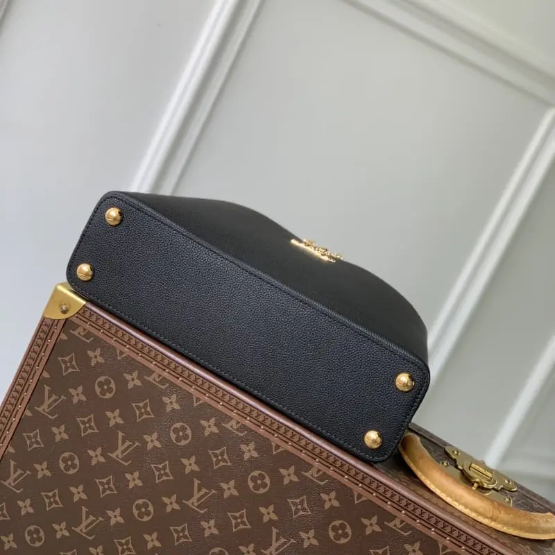 M24666 Black 33x19x9cm High Quality Bags - Image 4