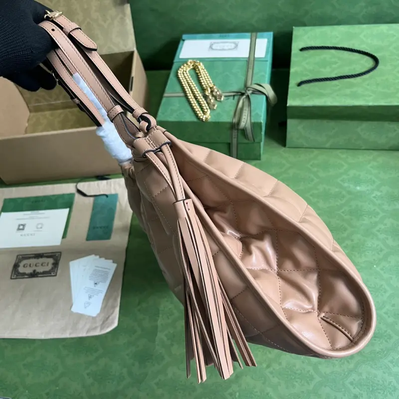 746210 CM 3 High-Quality Bags - Image 4