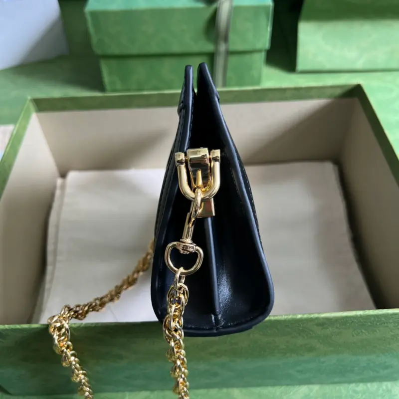 702228 High-Quality Bags - Image 4