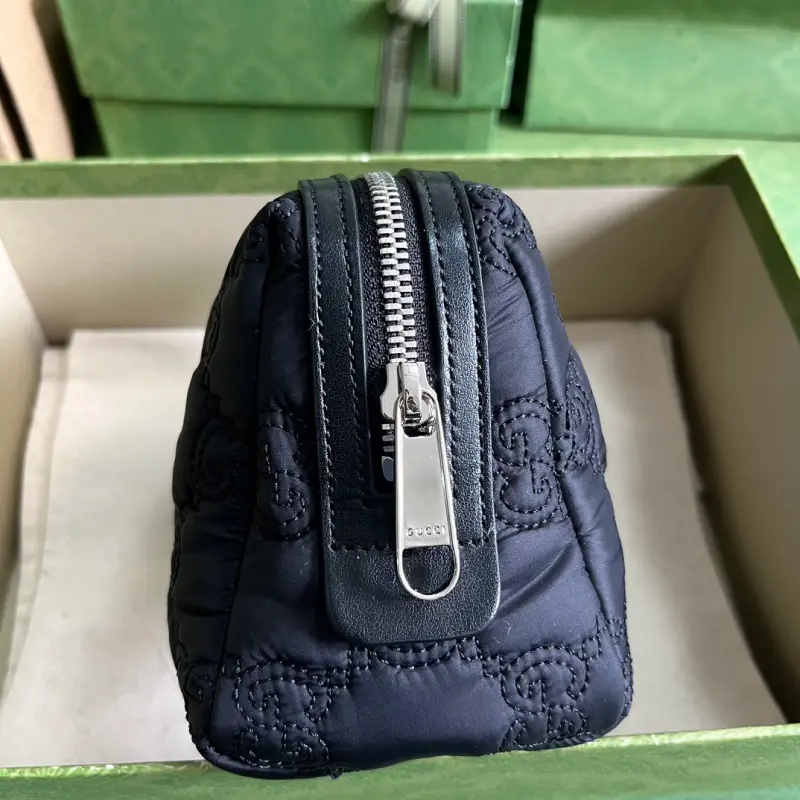 726047 High-Quality Bags - Image 4