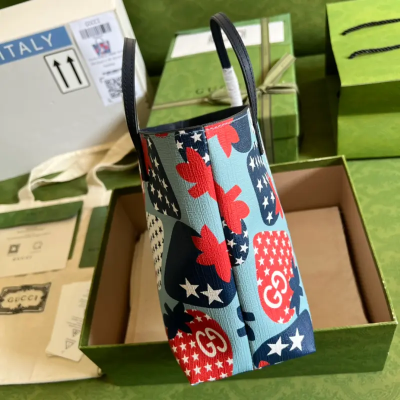 410812 CM 32 High-Quality Bags - Image 4