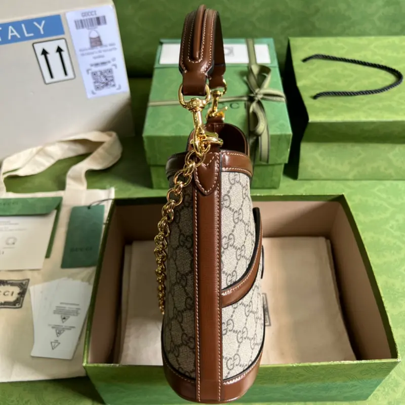 696011 CM 1 High-Quality Bags - Image 4