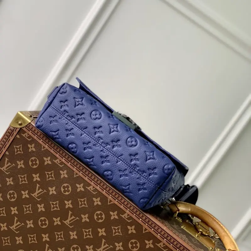 M24439 Dark Blue 28x16x10cm High Quality Bags - Image 4