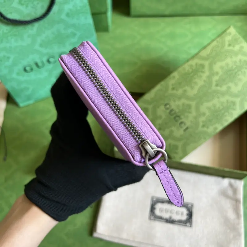 456117 CM 4 High-Quality Bags - Image 4