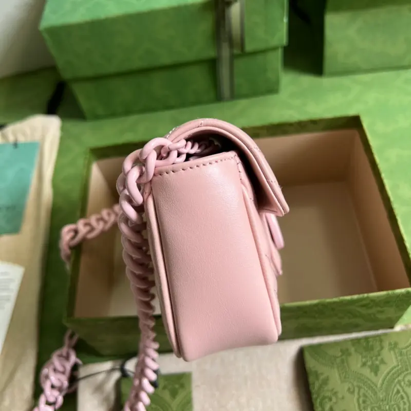 699757 CM 4 High-Quality Bags - Image 4