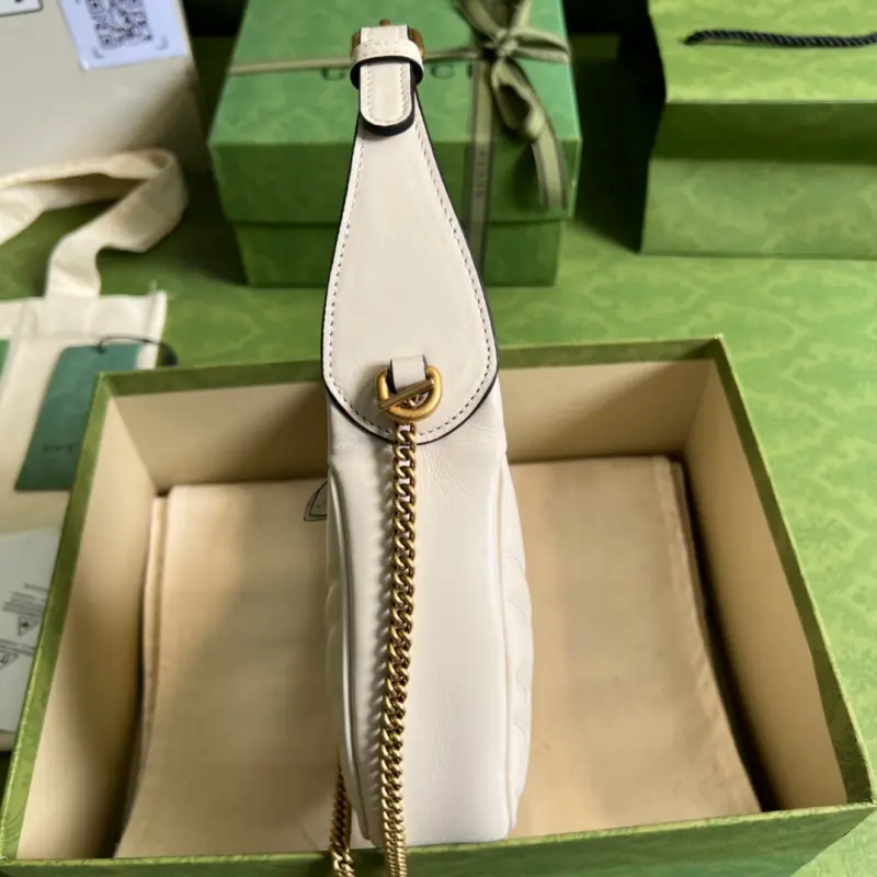 699514 CM 5 High-Quality Bags - Image 4