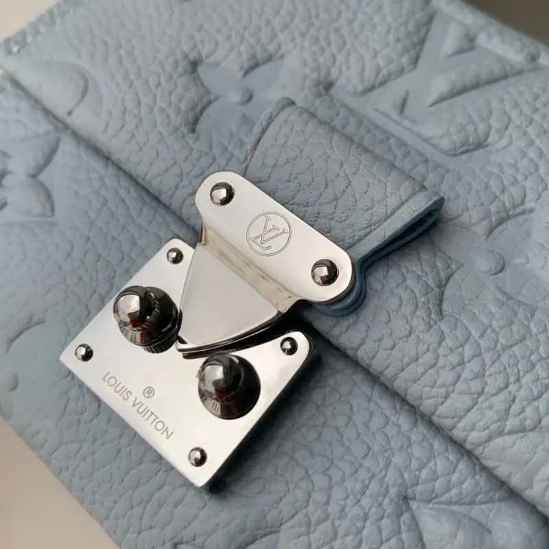 M82926 Silver 11.5x8.5x4cm High Quality Bags - Image 4