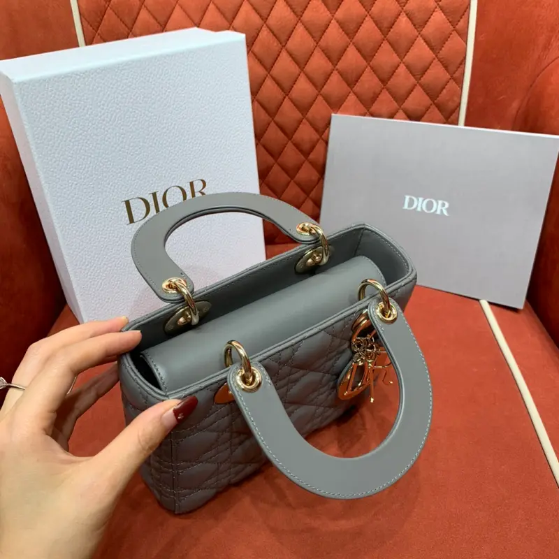 ML237 1 Grey Elephant High Quality Bags - Image 10