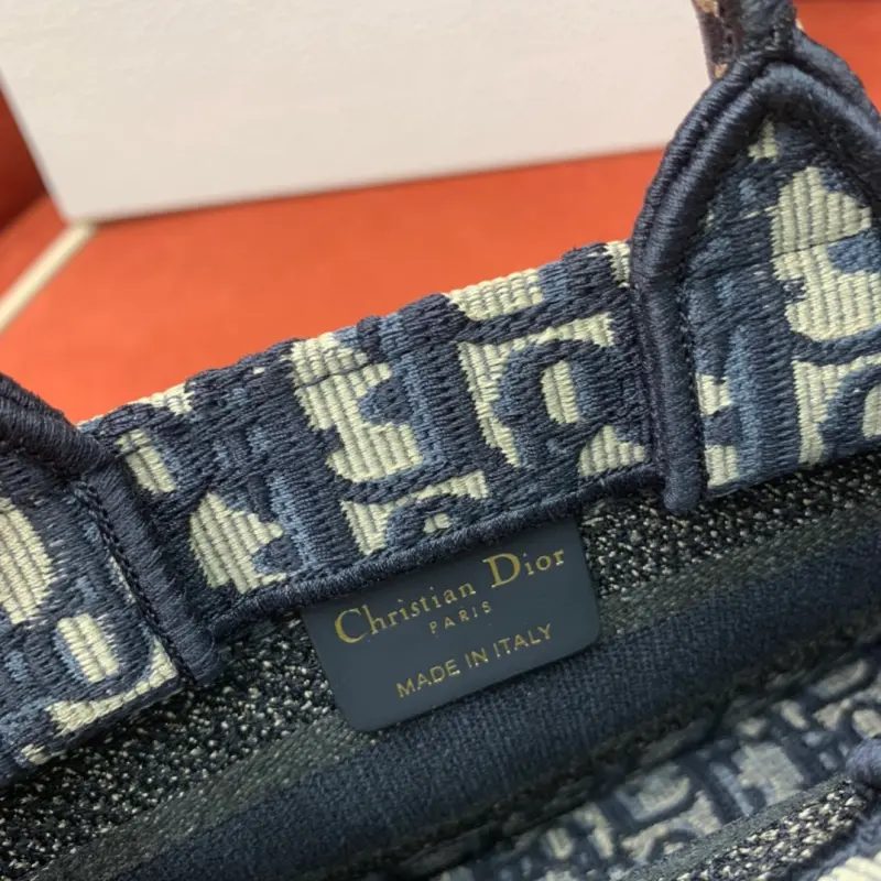 ML230 High Quality Bags - Image 8