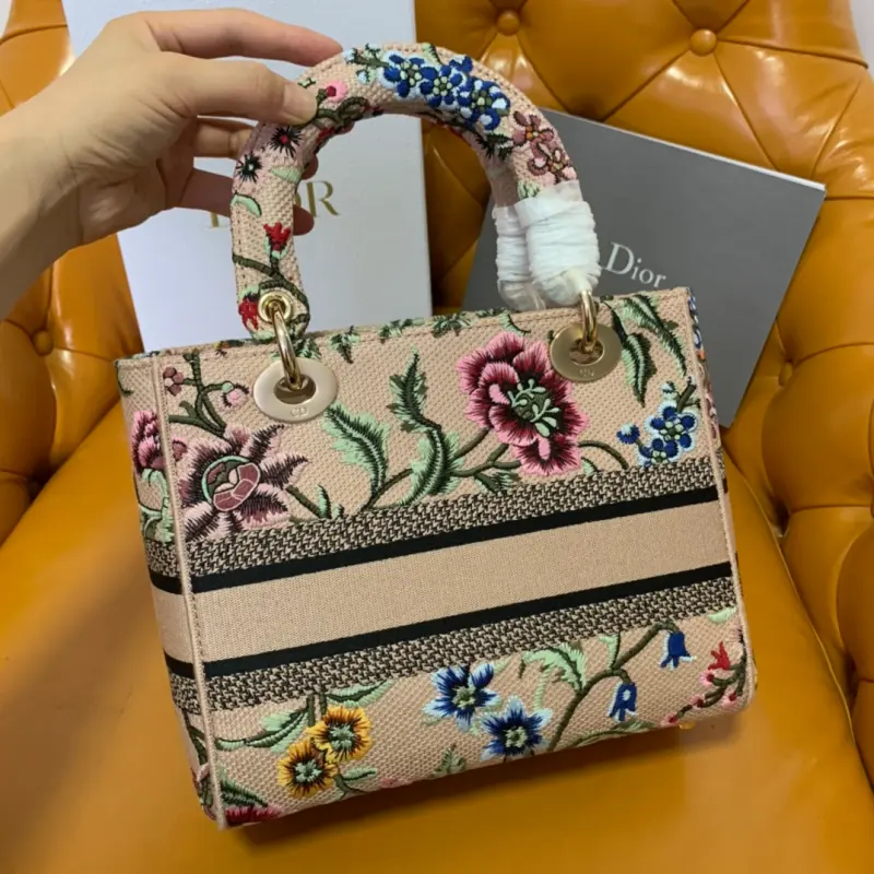 ML169 2 High Quality Bags - Image 4