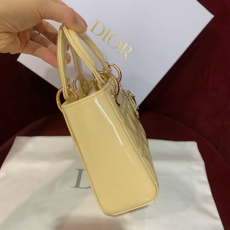 ML181 1 High Quality Bags - Image 4