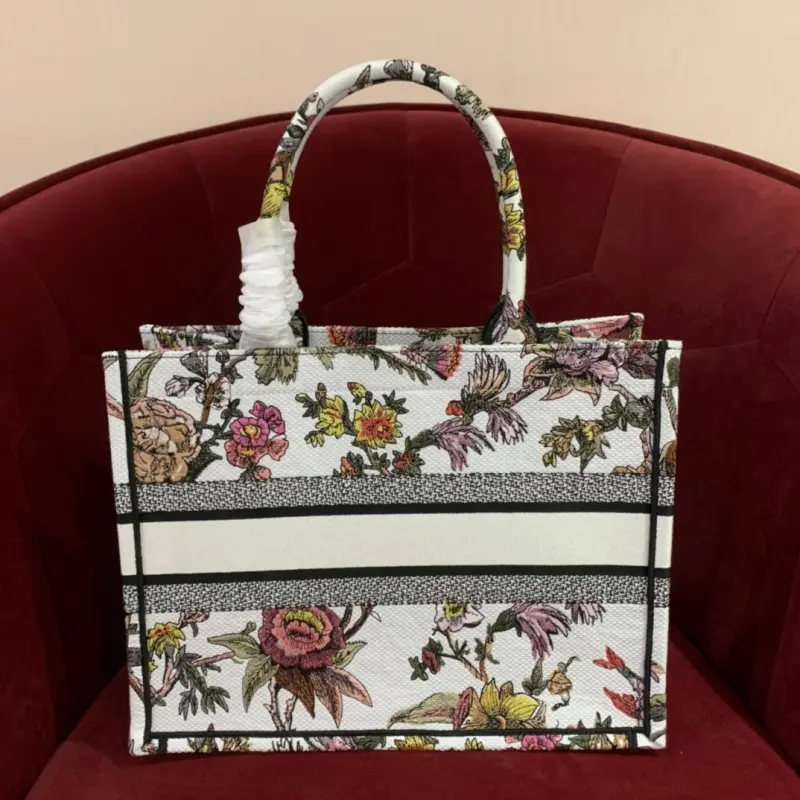 ML166 1 High Quality Bags - Image 3