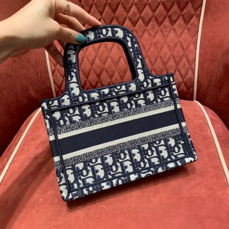 ML155 1 High Quality Bags - Image 4