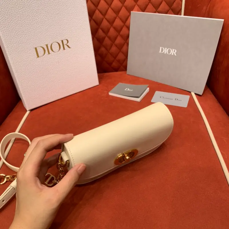 ML139 1 High Quality Bags - Image 3