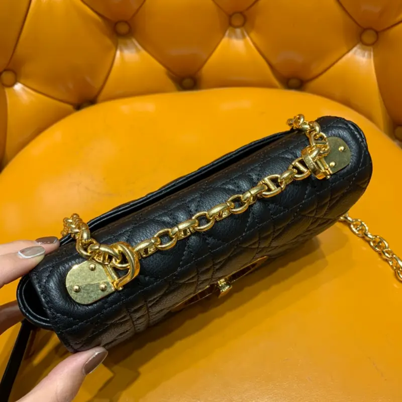 ML102 3 High Quality Bags - Image 3