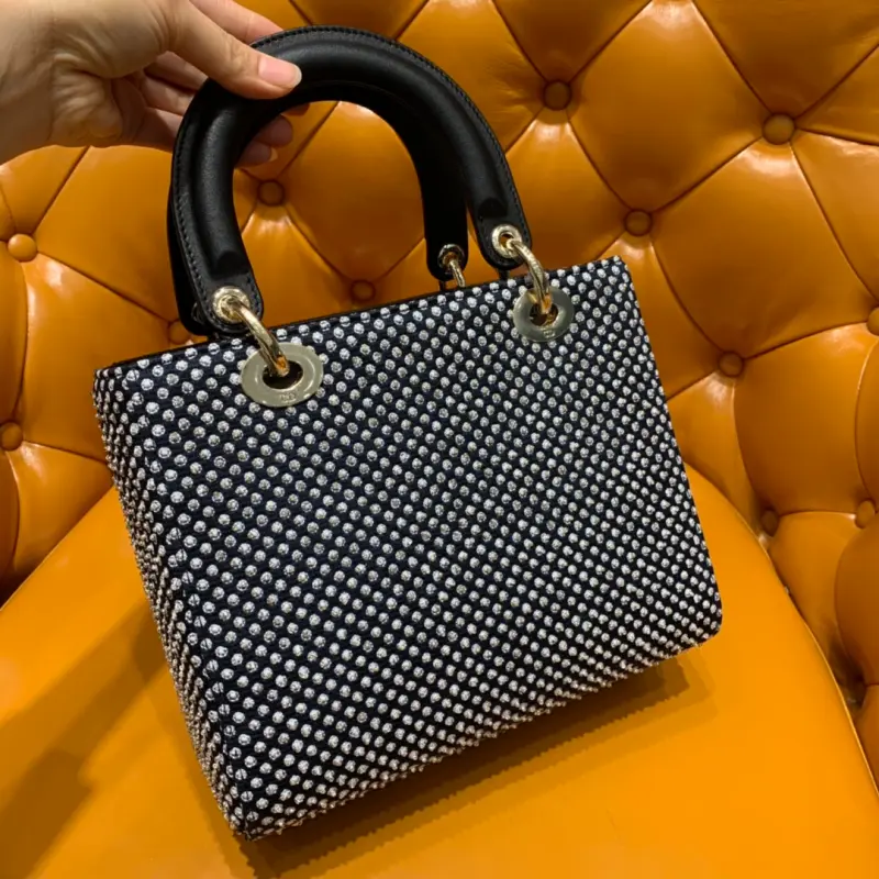 ML100 High Quality Bags - Image 4