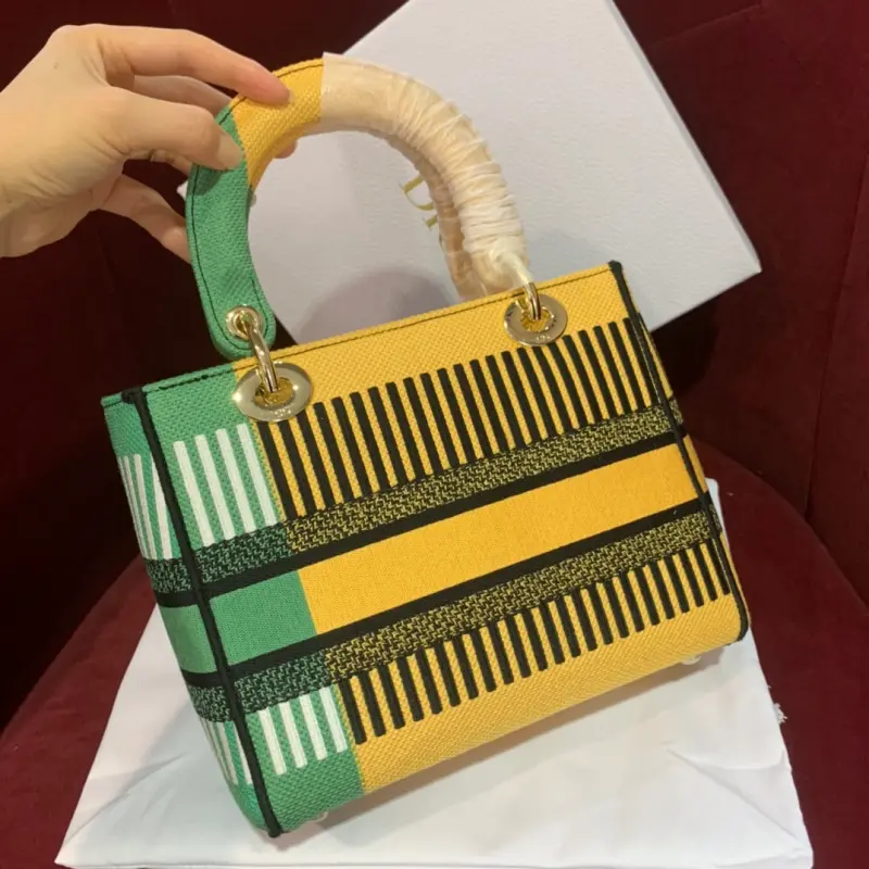 ML51 High Quality Bags - Image 4