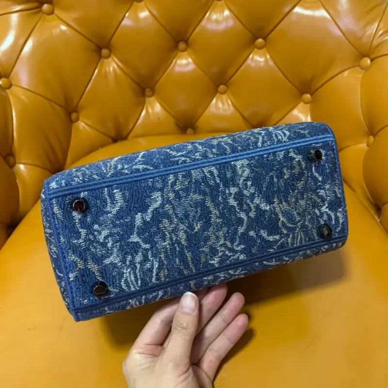 ML48 High Quality Bags - Image 4