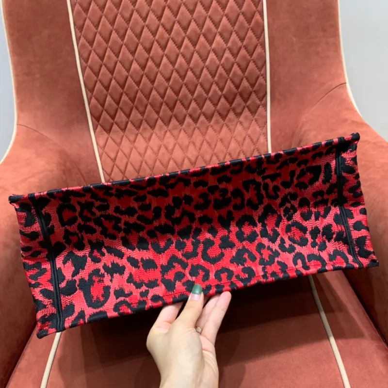 ML13 2 High Quality Bags - Image 5