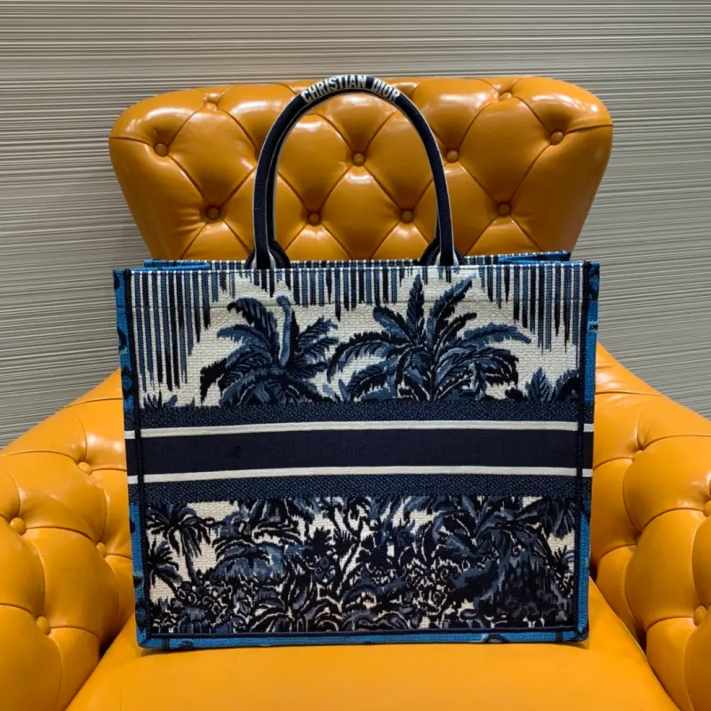 ML10 High Quality Bags - Image 5