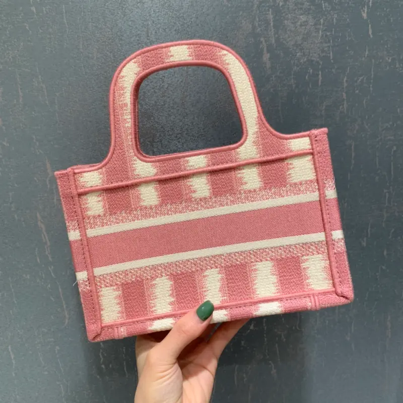 ML8 4 High Quality Bags - Image 5