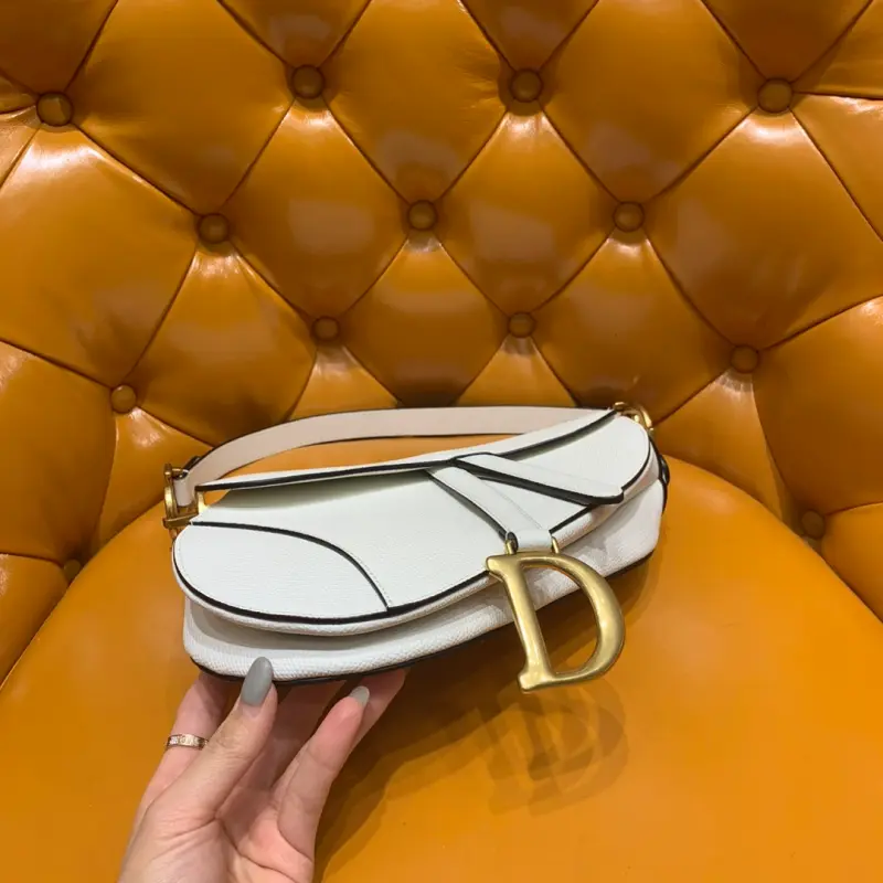 ML60 2 High Quality Bags - Image 4