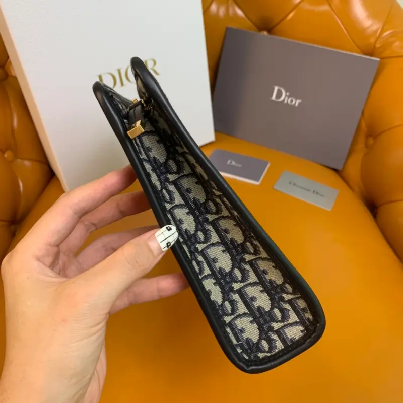 ML215 High Quality Bags - Image 4