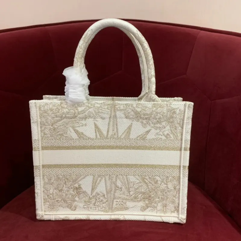 ML192 1 High Quality Bags - Image 3