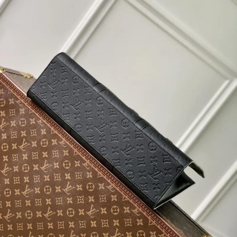 M24786 41x33x14cm High Quality Bags - Image 4