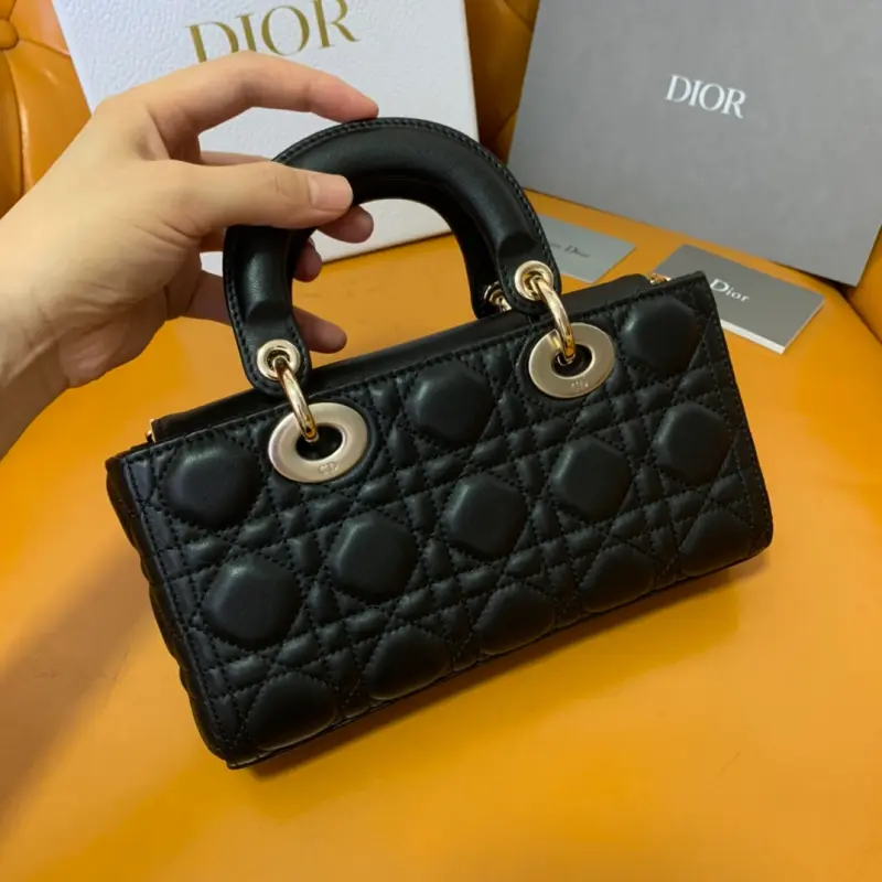 ML24 1 High Quality Bags - Image 4