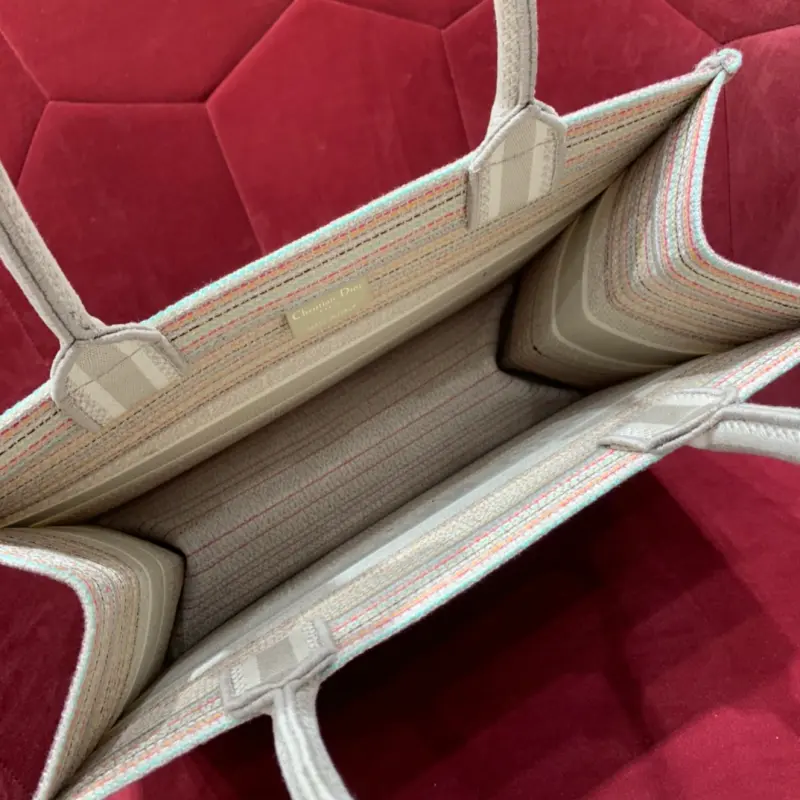 ML11 High Quality Bags - Image 5