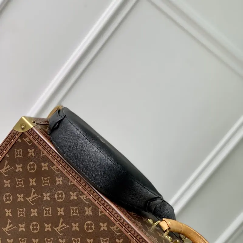 M11429 Black 28x13x5.5cm High Quality Bags - Image 4