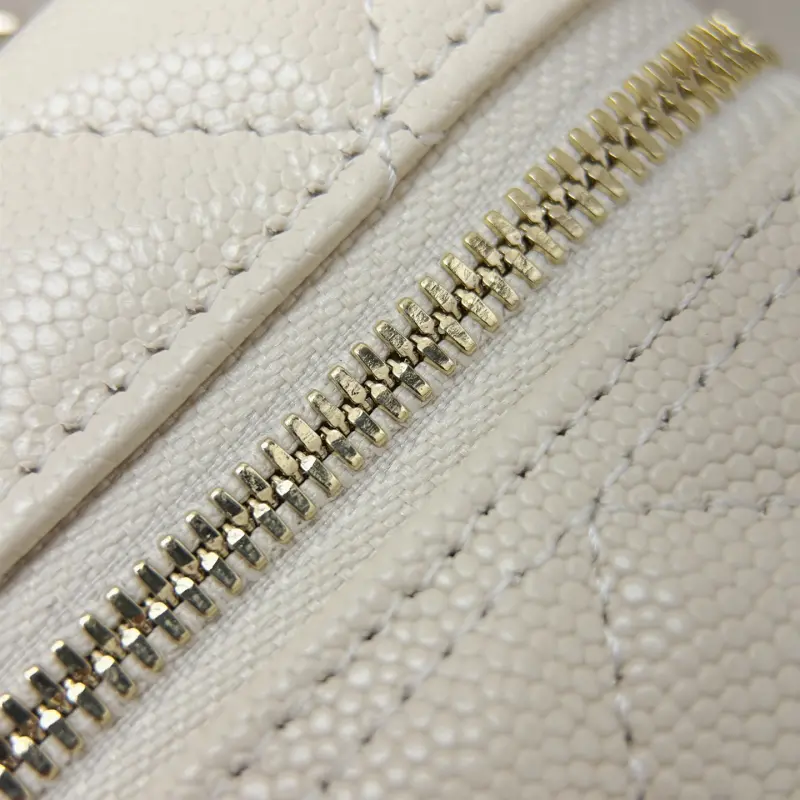 25c LP Box CM 1 High Quality Bags - Image 8