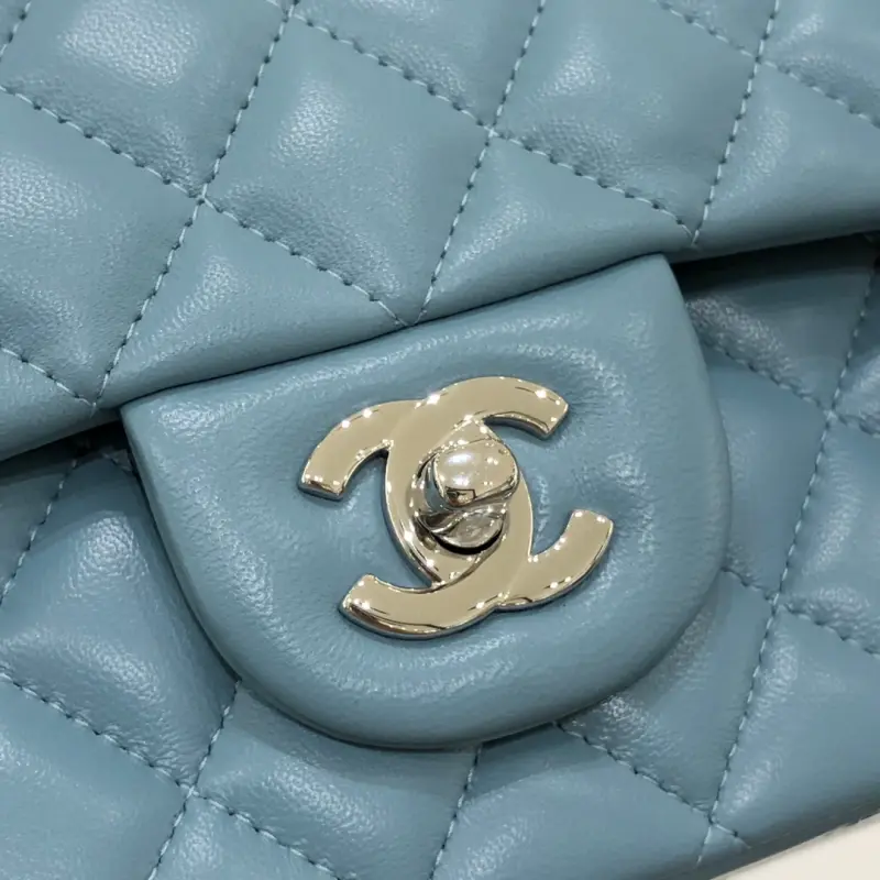 Medium 25cm Sheepskin CM 2 High Quality Bags - Image 4