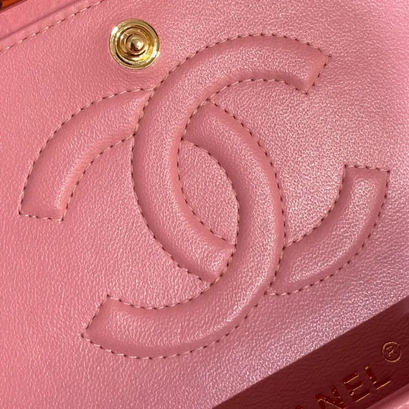 Medium 25cm Lamb Skin CM 4 High Quality Bags - Image 4