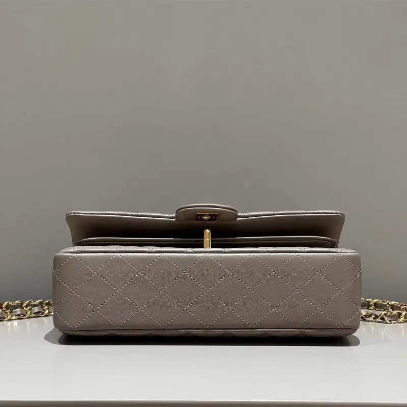 Medium 25cm Sheepskin CM 10 High Quality Bags - Image 3