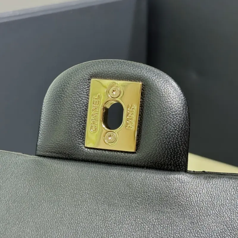 Medium 25cm Sheepskin CM 22 High Quality Bags - Image 4