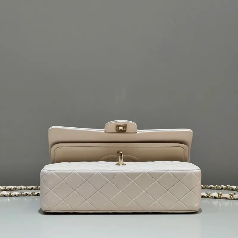 Medium 25cm CM 13 High Quality Bags - Image 4