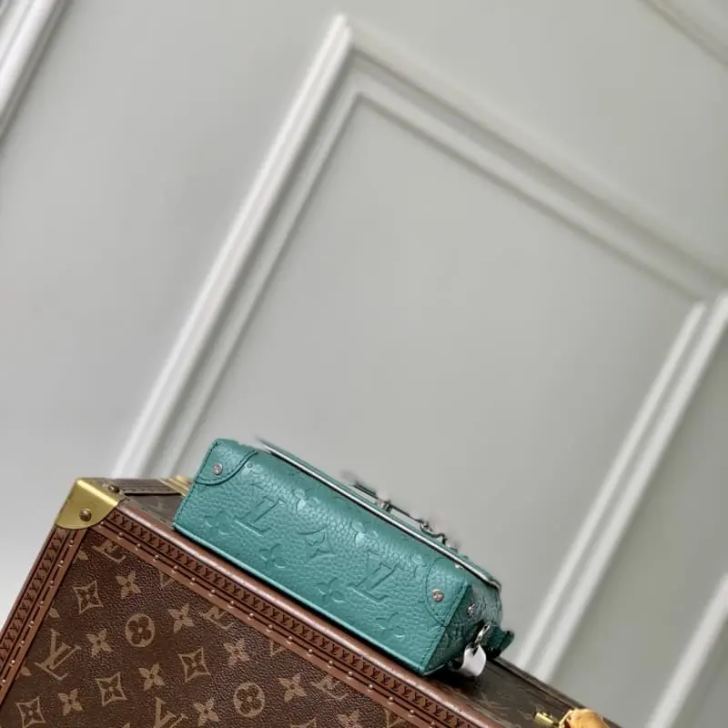 M13889 18x11x6.5cm High Quality Bags - Image 4