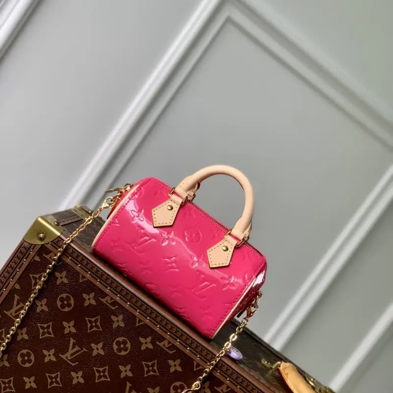 M83000 Rose Red 16x10x7.5cm High Quality Bags - Image 3