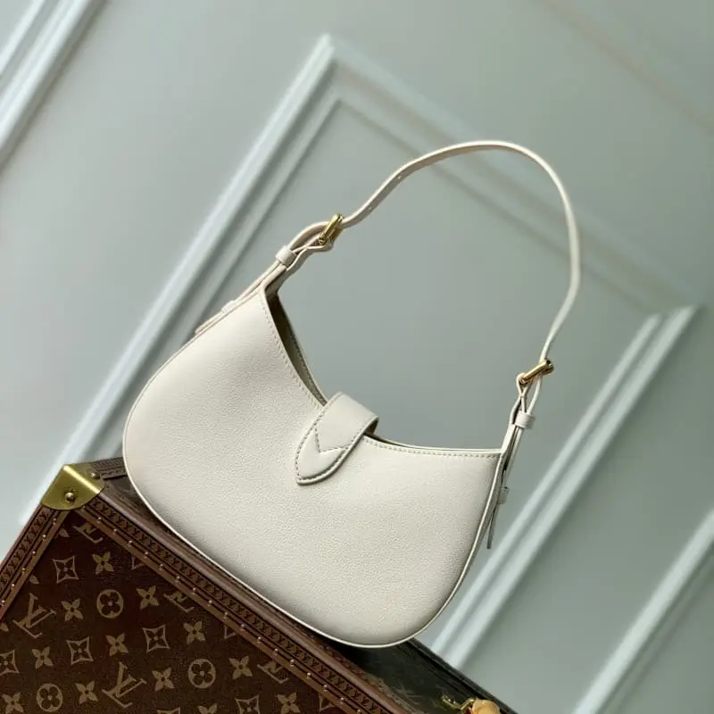 M24990 White 26x18x7cm High Quality Bags - Image 3