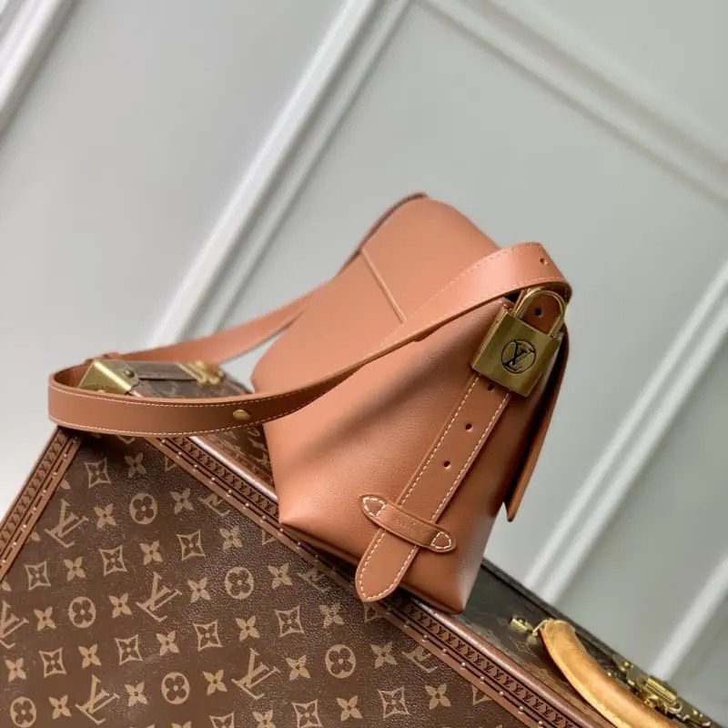 M13151 30x18x12cm High Quality Bags - Image 3