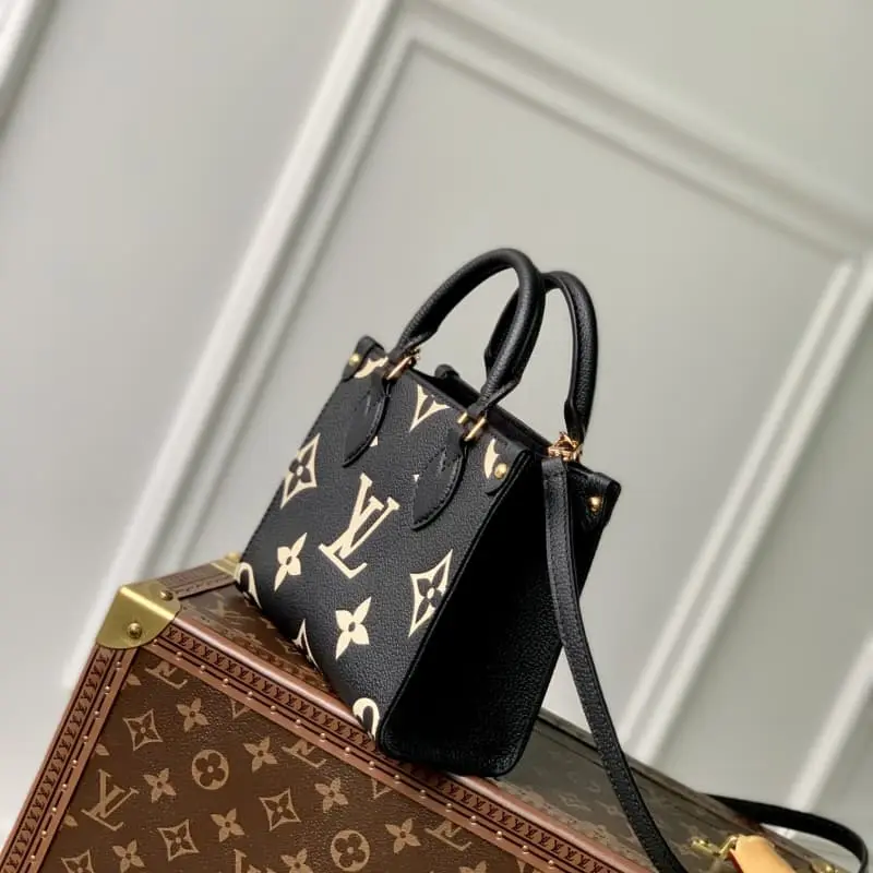 M47054 18x15x8.5cm High Quality Bags - Image 3