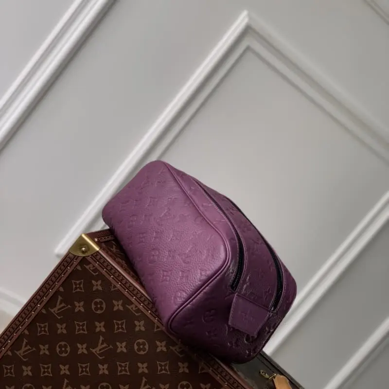 M82576 Leather S3 28x15x16.5cm High Quality Bags - Image 3