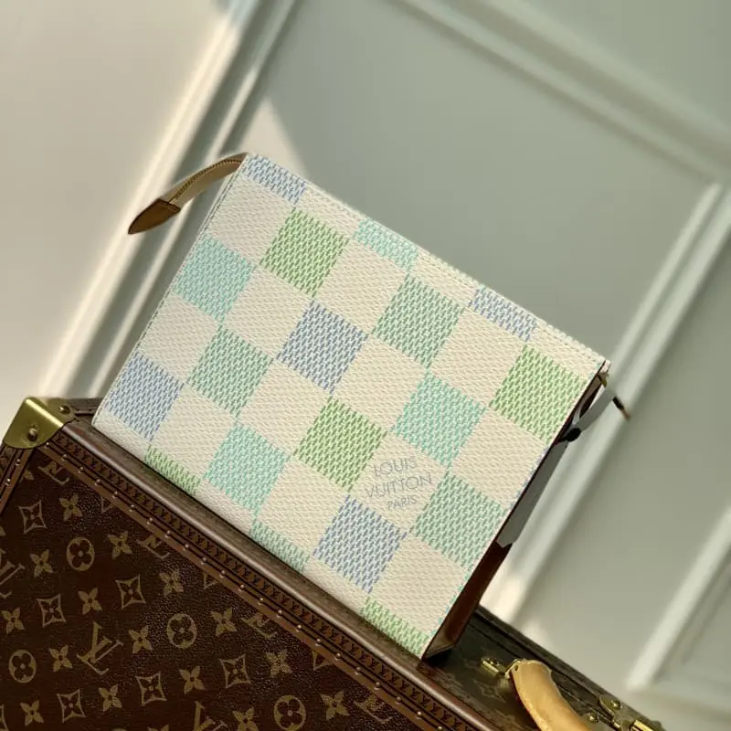 N47542 26x20cm High Quality Bags - Image 2