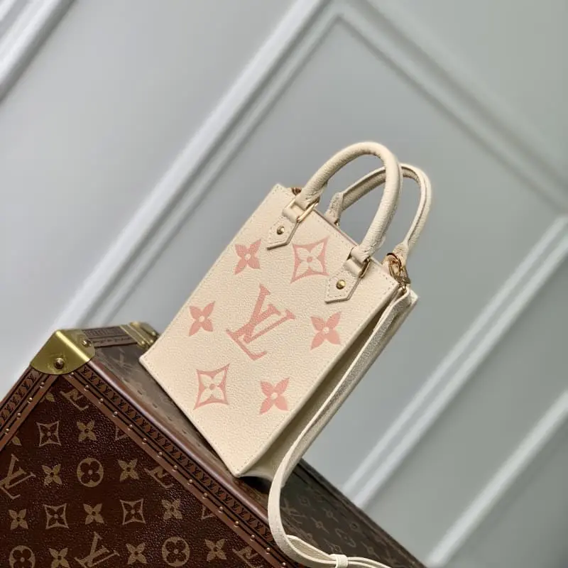 M69442 S1 14x17x5.5cm High Quality Bags - Image 3